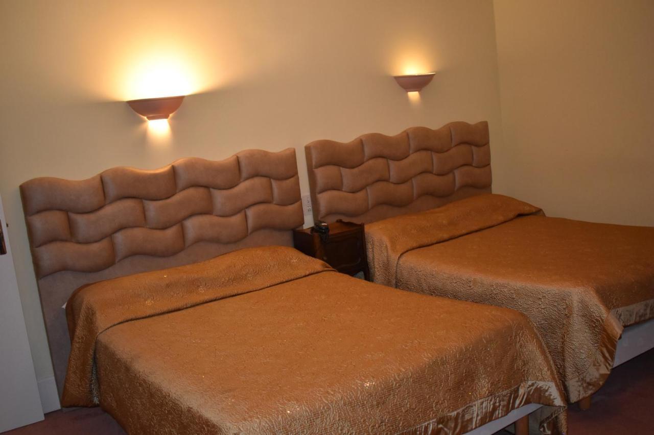 Hotel Le Sauvage Турню Екстер'єр фото