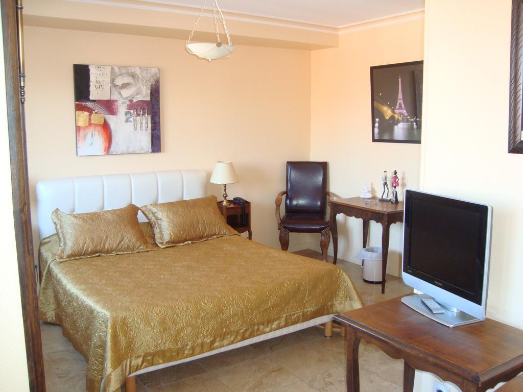 Hotel Le Sauvage Турню Екстер'єр фото