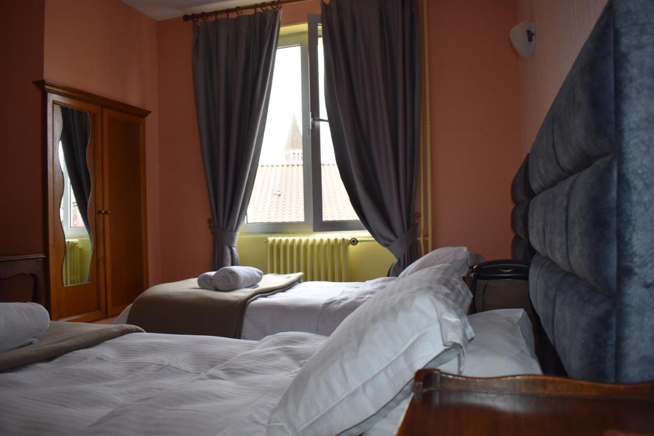 Hotel Le Sauvage Турню Екстер'єр фото